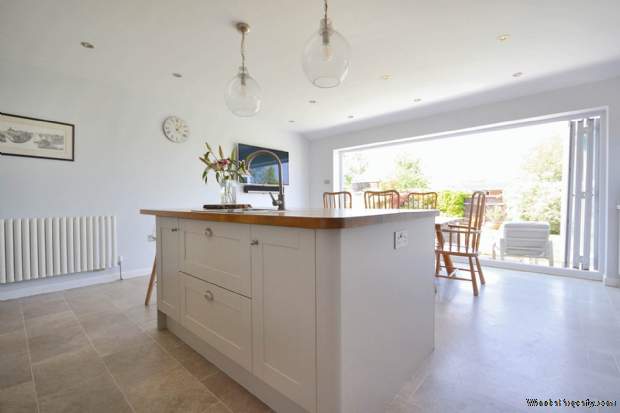 Additional Property Image 5 bedroom Detached for sale in Pershore 8