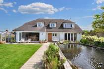 5 bedroom Detached for sale in Pershore