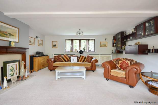 Additional Property Image 5 bedroom Detached for sale in Worcester 6