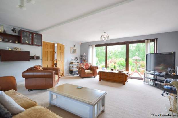 Additional Property Image 5 bedroom Detached for sale in Worcester 15
