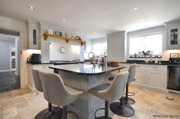 Additional Property Image 4 bedroom House for sale in Pershore 16