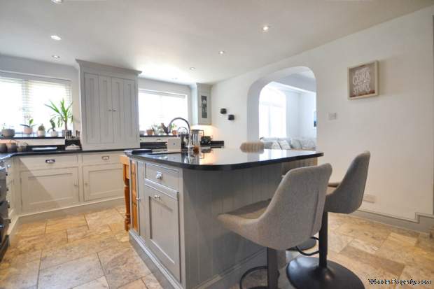 Additional Property Image 4 bedroom House for sale in Pershore 8