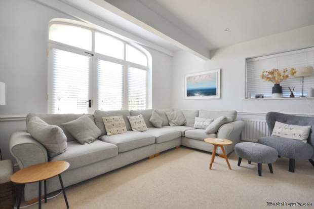Additional Property Image 4 bedroom House for sale in Pershore 10