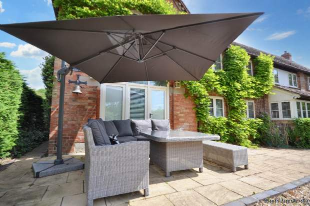 Additional Property Image 4 bedroom House for sale in Pershore 11