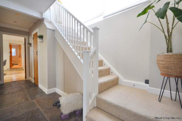 Additional Property Image 4 bedroom House for sale in Pershore 3
