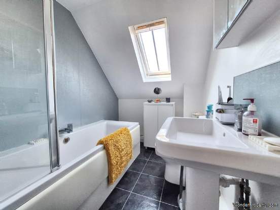 Additional Property Image 4 bedroom Detached for sale in Tewkesbury 18