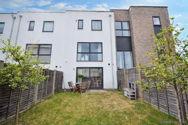 Additional Property Image 4 bedroom End of Terrace for sale in Cheltenham 2