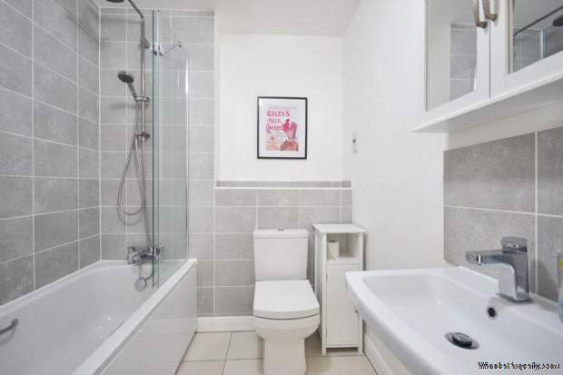 Additional Property Image 4 bedroom End of Terrace for sale in Cheltenham 17