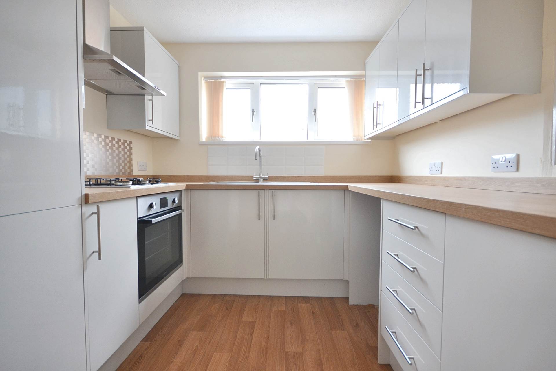 Additional Property Image 3 bedroom Semi Detached for sale in Tewkesbury 6