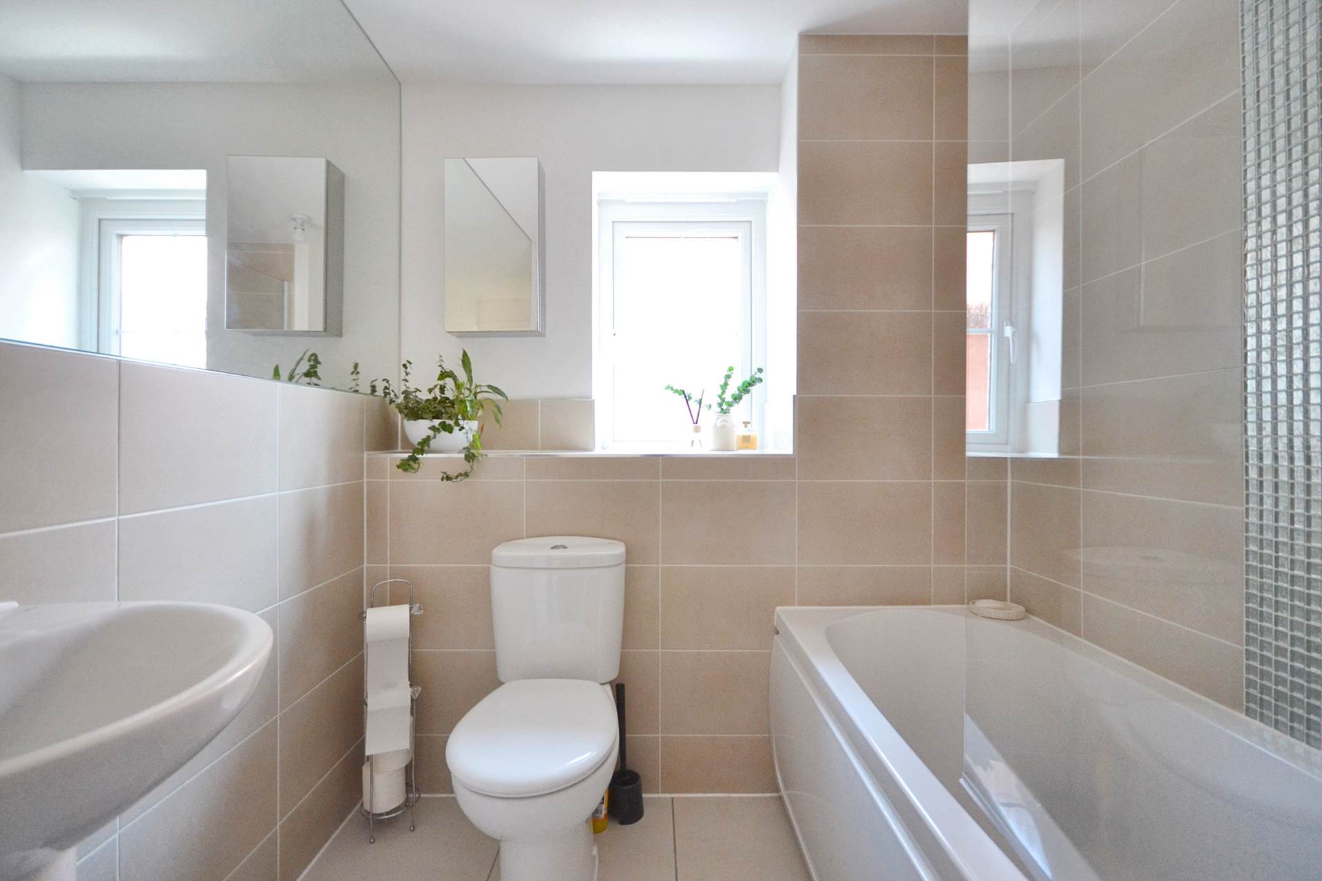 Additional Property Image 4 bedroom Detached for sale in Gloucester 18