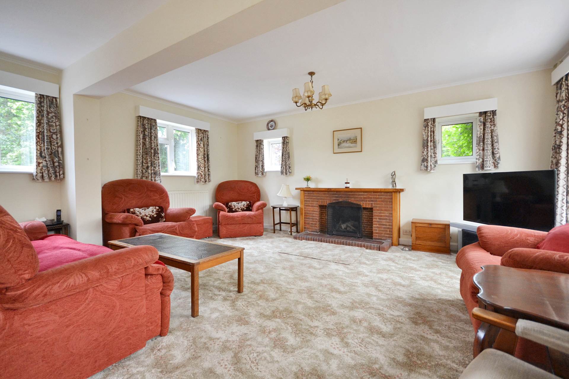 Additional Property Image 5 bedroom Detached for sale in Gloucester 3