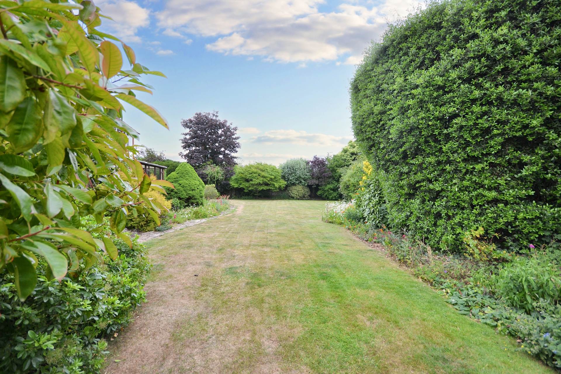 Additional Property Image 5 bedroom Detached for sale in Gloucester 10