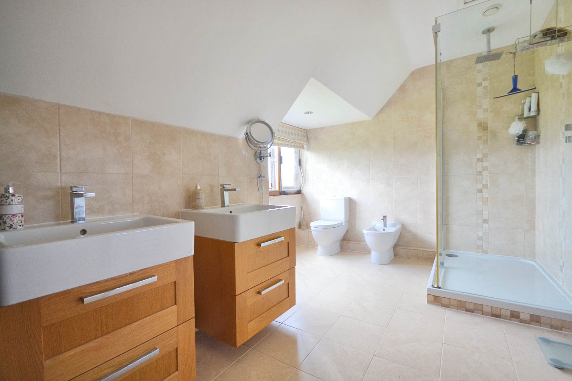 Additional Property Image 4 bedroom Detached for sale in Evesham 37