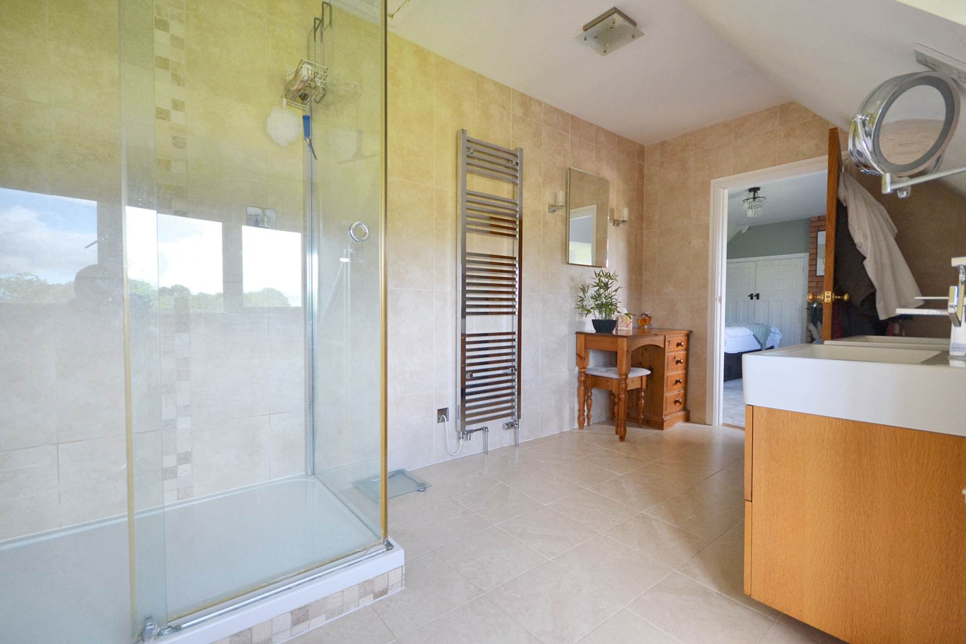 Additional Property Image 4 bedroom Detached for sale in Evesham 38