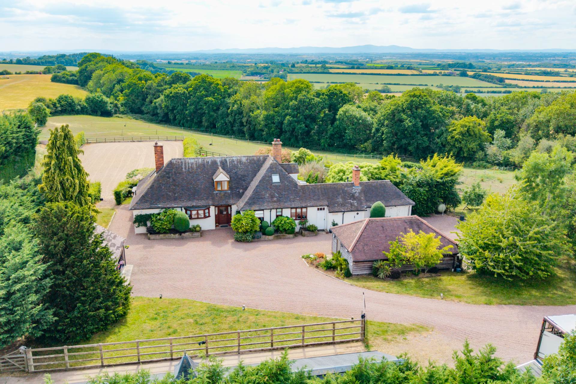 Additional Property Image 4 bedroom Detached for sale in Evesham 46
