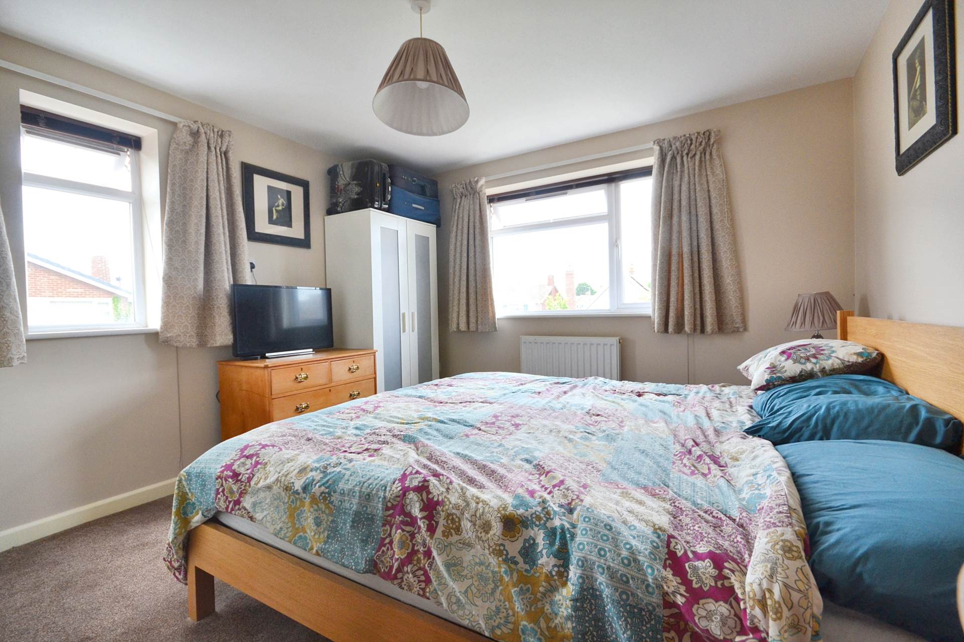 Additional Property Image 4 bedroom Semi Detached for sale in Tewkesbury 12