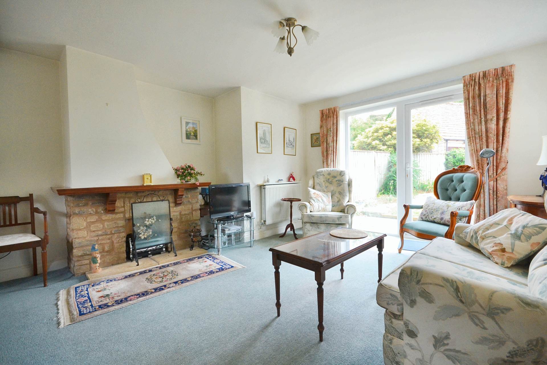 Additional Property Image 3 bedroom End of Terrace for sale in Broadway 4