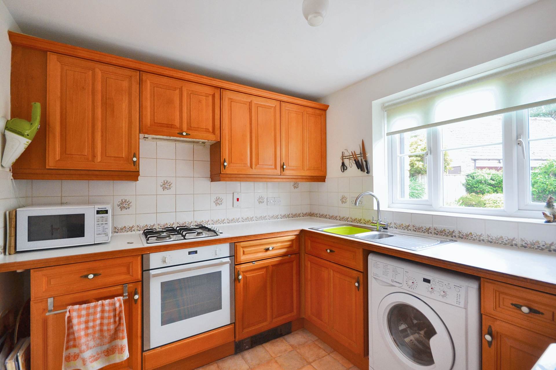 Additional Property Image 3 bedroom End of Terrace for sale in Broadway 7