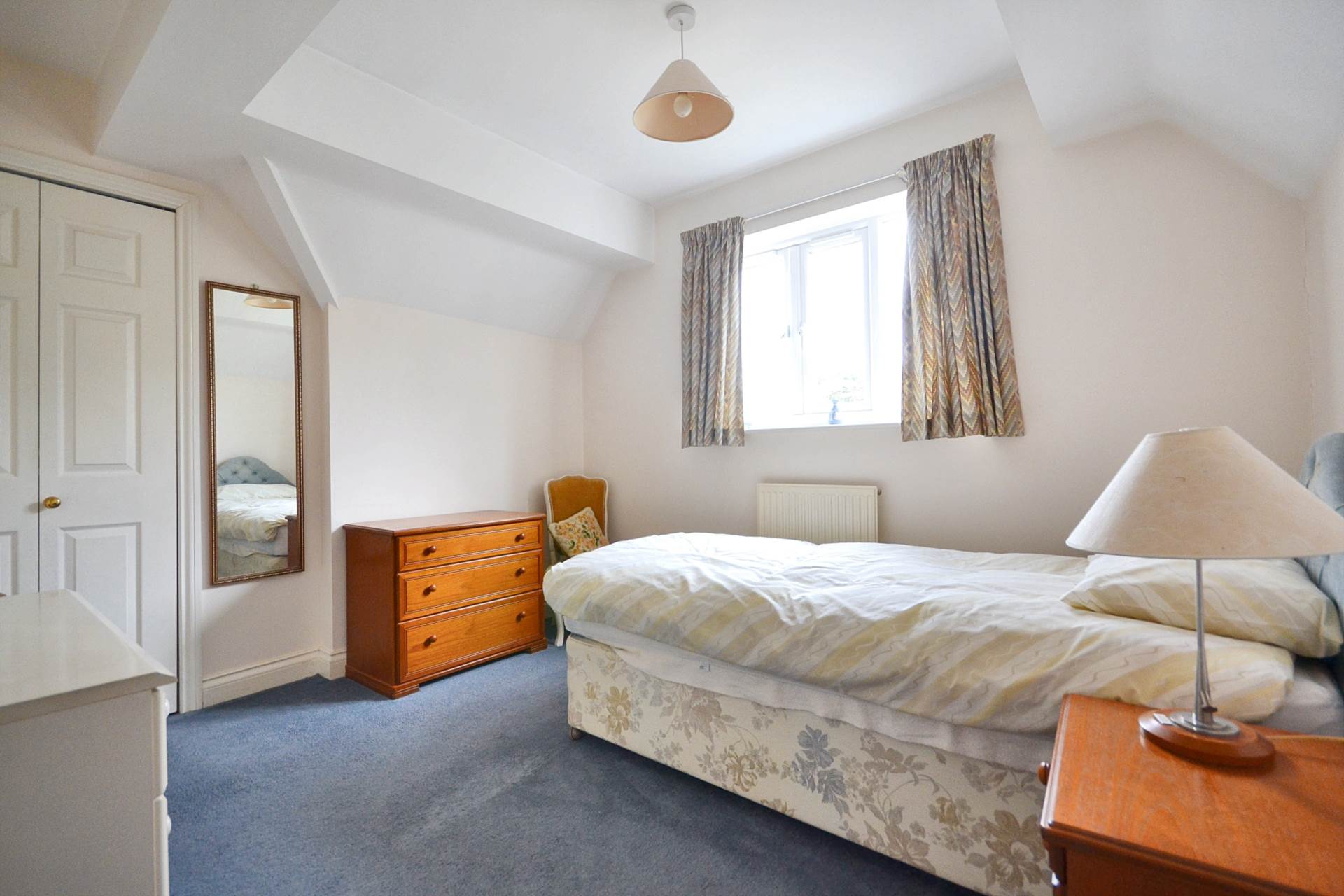 Additional Property Image 3 bedroom End of Terrace for sale in Broadway 8
