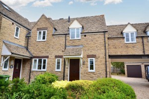 3 bedroom End of Terrace for sale in Broadway