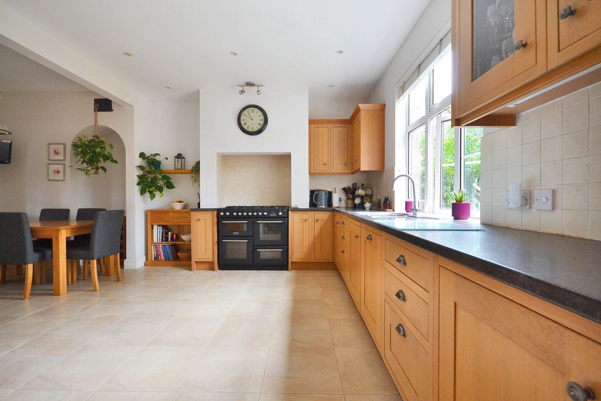 Additional Property Image 4 bedroom Semi Detached for sale in Tewkesbury 6
