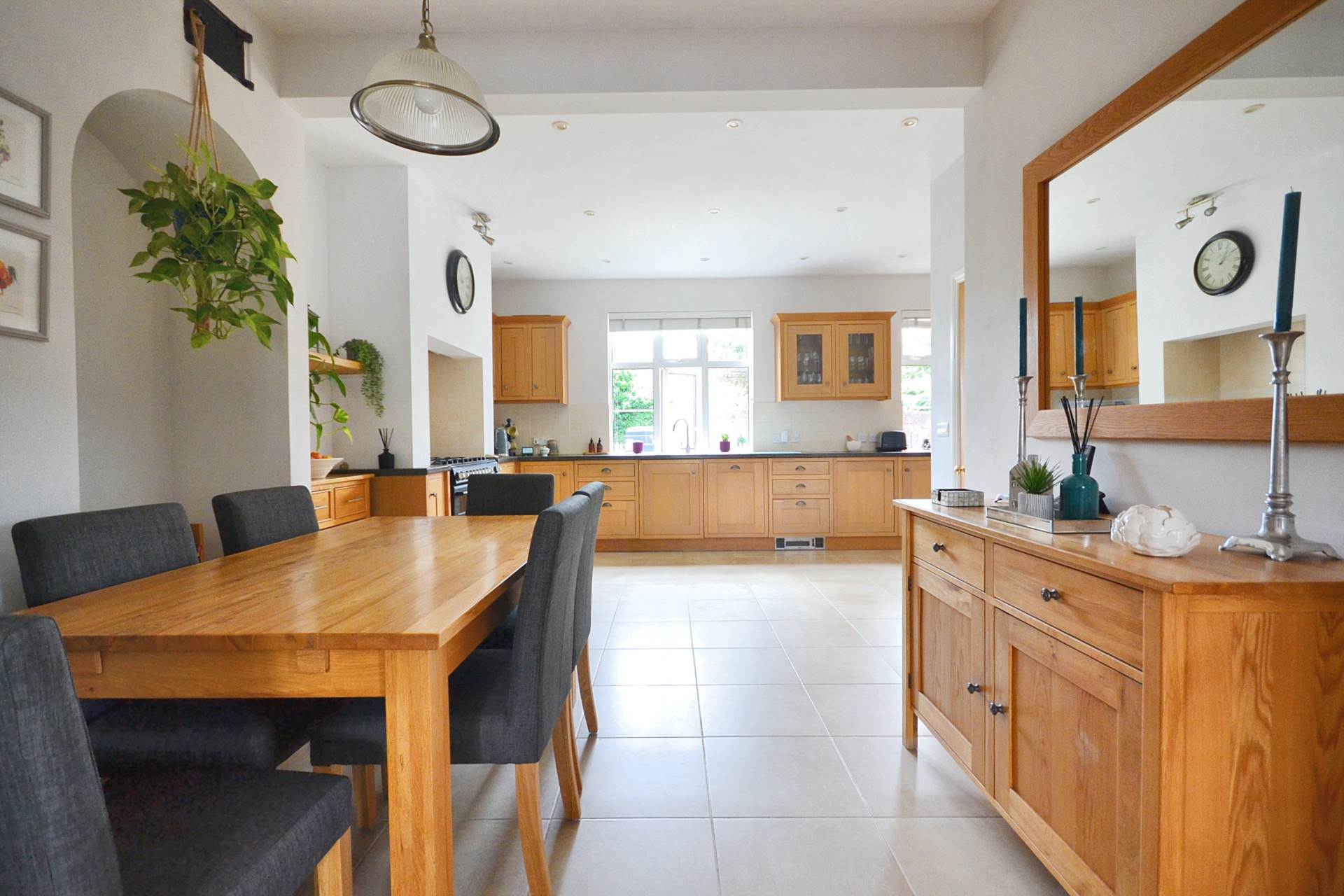 Additional Property Image 4 bedroom Semi Detached for sale in Tewkesbury 8