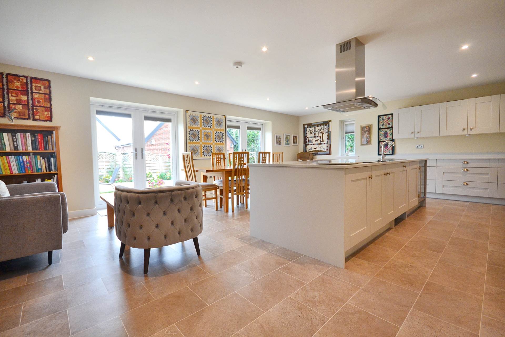 Additional Property Image 3 bedroom Detached for sale in Cheltenham 8