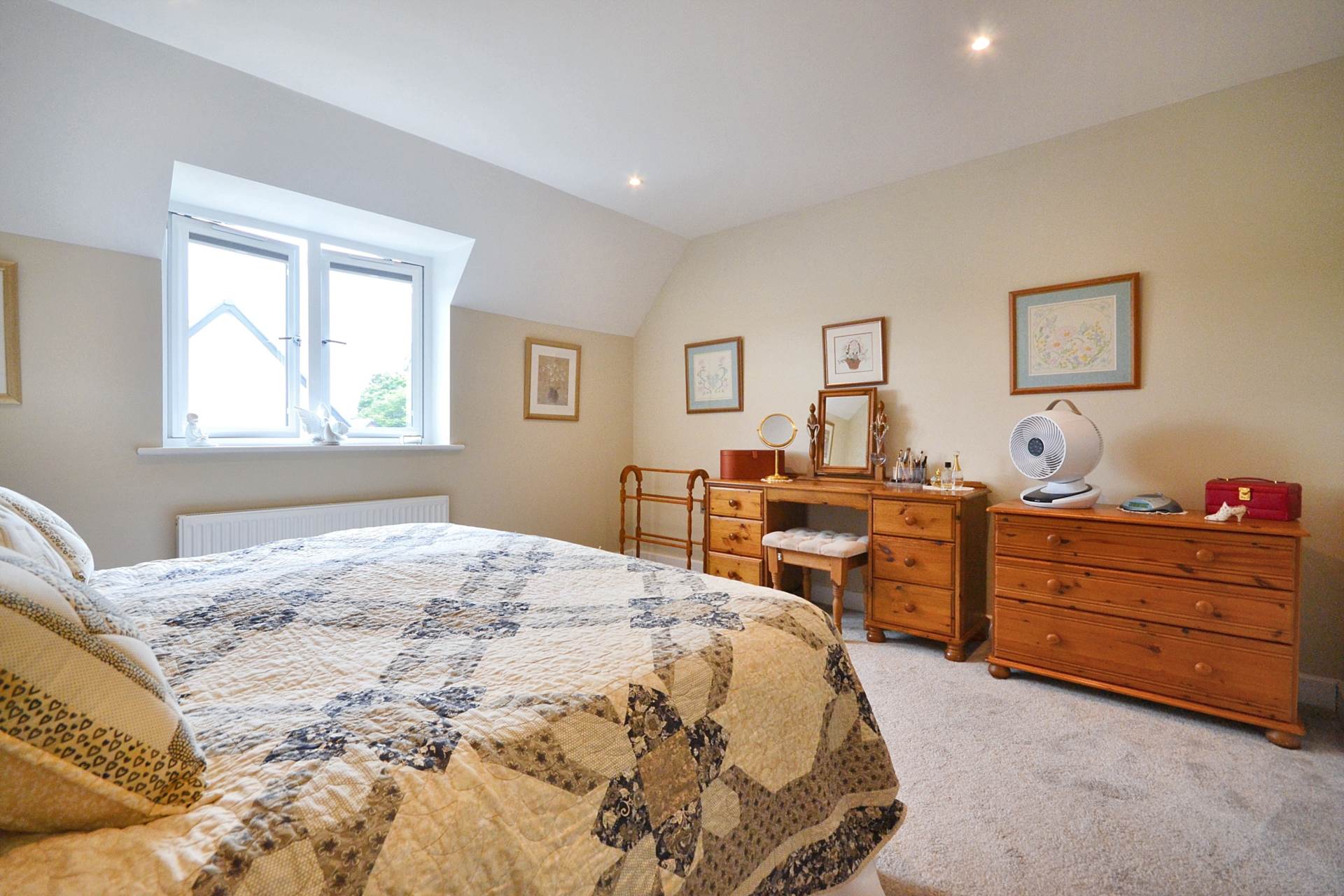 Additional Property Image 3 bedroom Detached for sale in Cheltenham 21