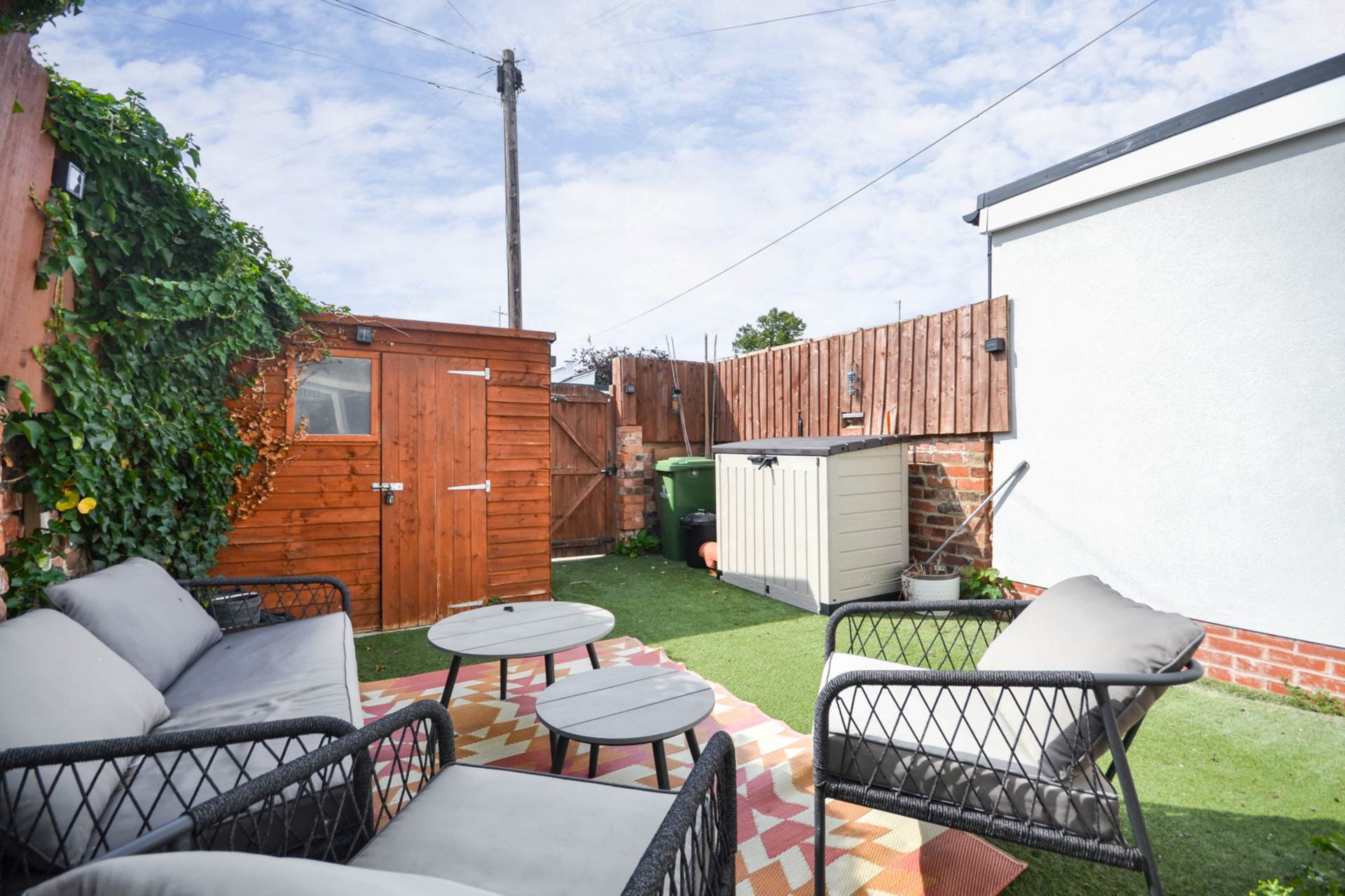 Additional Property Image 2 bedroom Town House for sale in Cheltenham 9