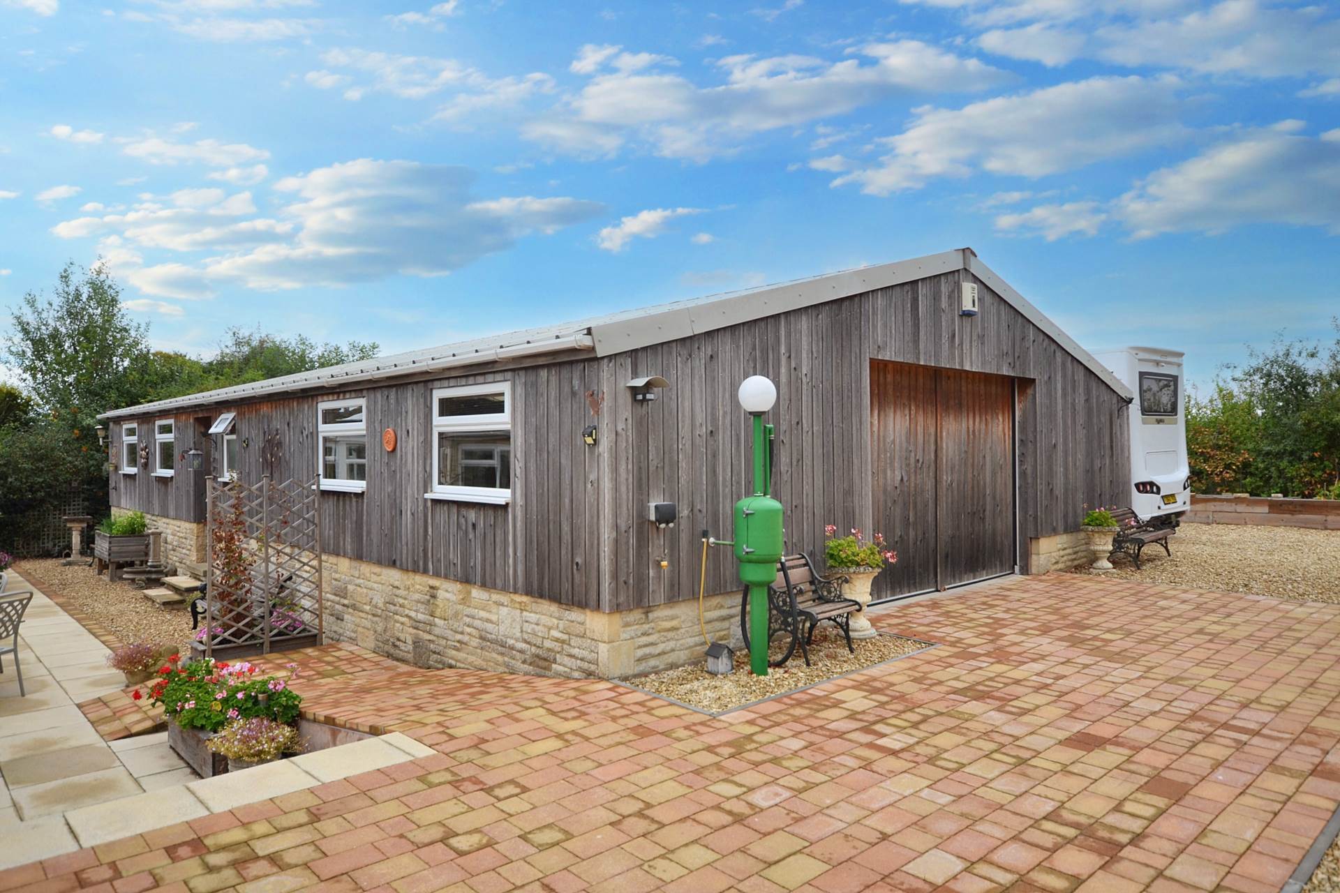 Additional Property Image 3 bedroom Detached for sale in Cheltenham 3