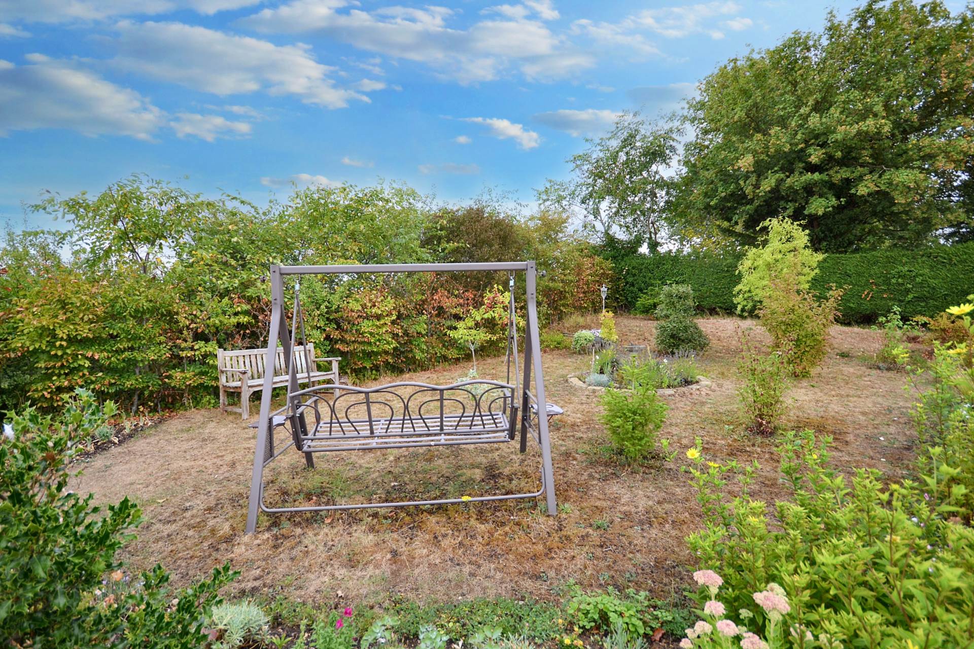 Additional Property Image 3 bedroom Detached for sale in Cheltenham 12