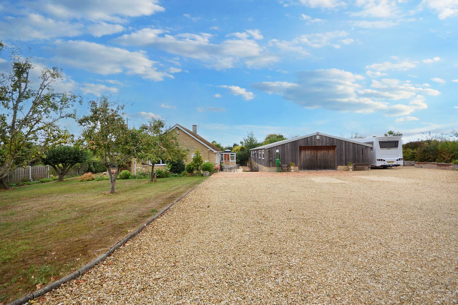 Additional Property Image 3 bedroom Detached for sale in Cheltenham 26