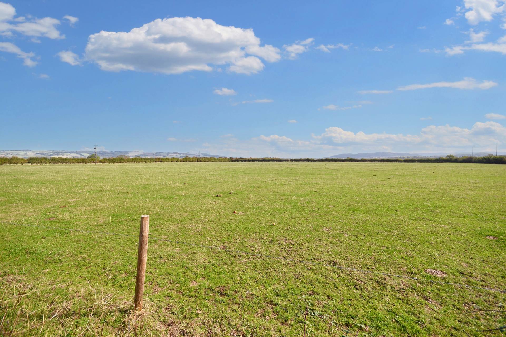 Additional Property Image 3 bedroom Detached for sale in Tewkesbury 15