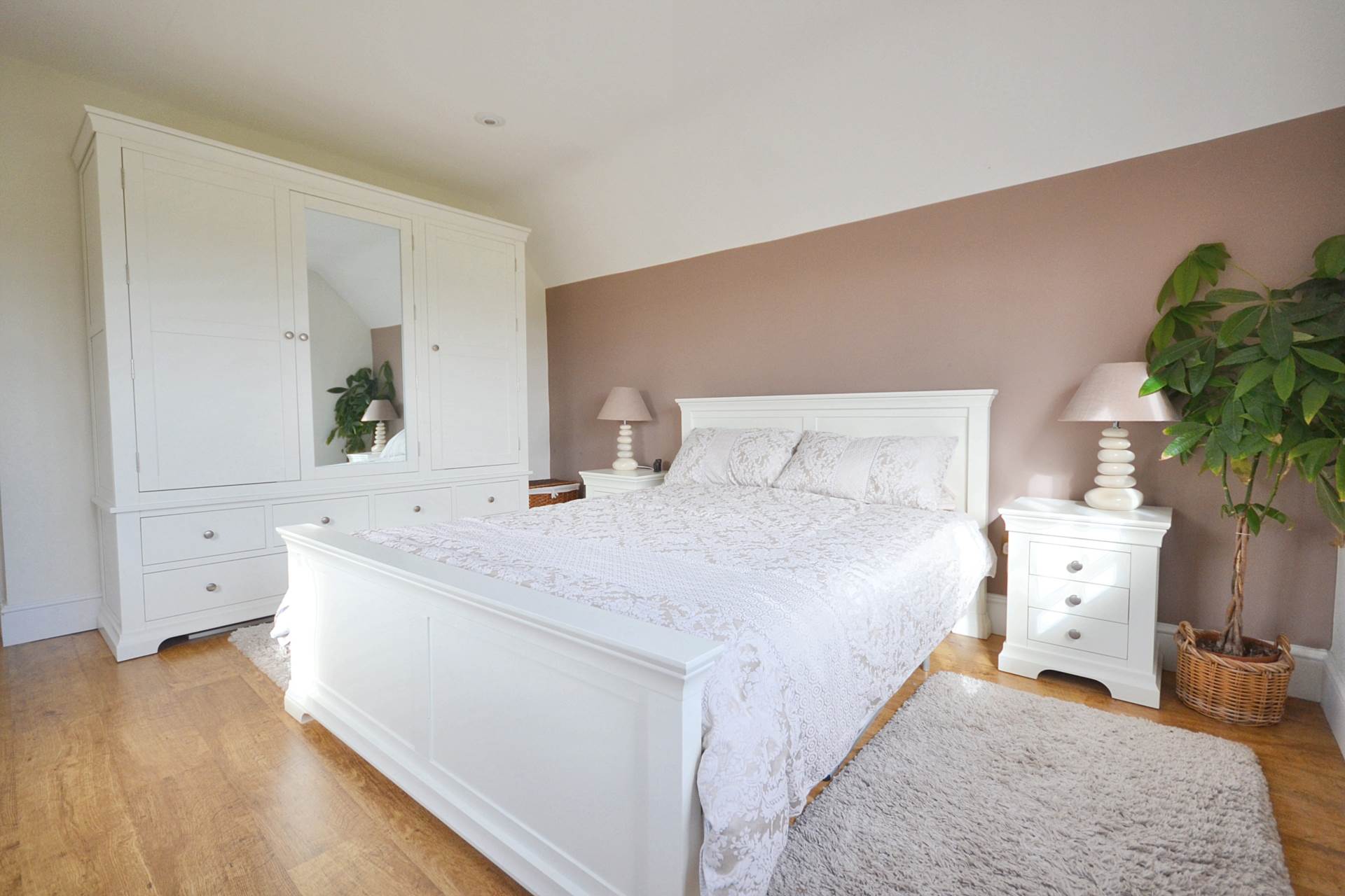 Additional Property Image 3 bedroom Detached for sale in Tewkesbury 17