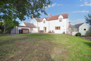 3 bedroom Detached for sale in Tewkesbury