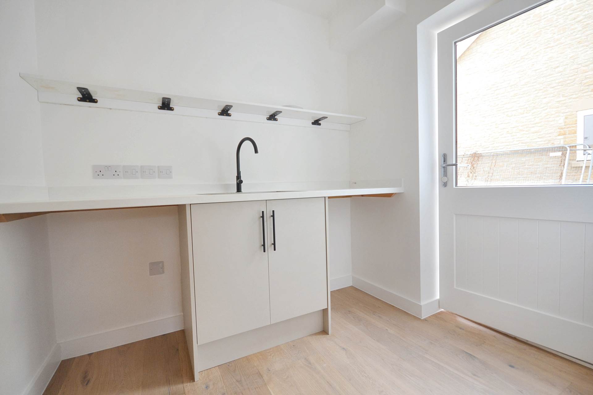 Additional Property Image 4 bedroom Detached for sale in Tewkesbury 11