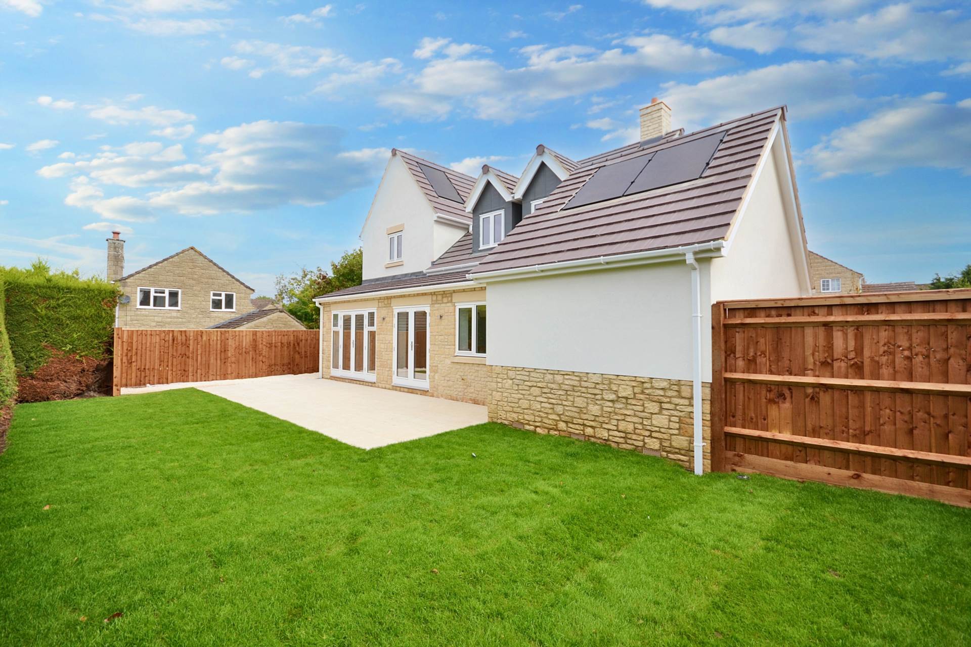 Additional Property Image 4 bedroom Detached for sale in Tewkesbury 14
