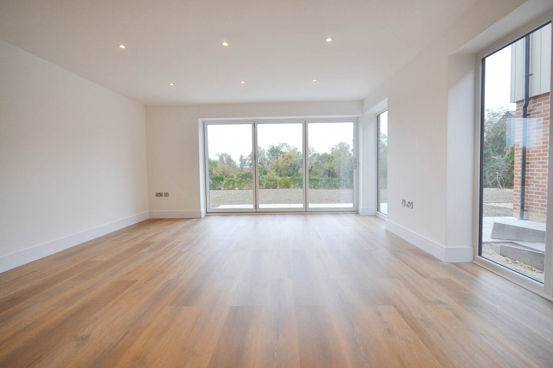 Additional Property Image 4 bedroom Detached for sale in Tewkesbury 6