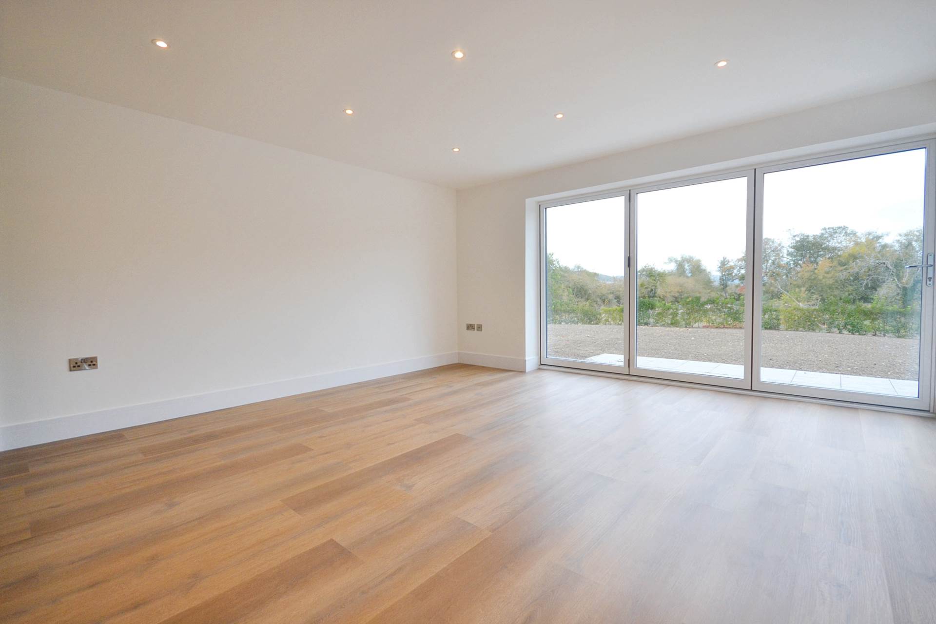 Additional Property Image 4 bedroom Detached for sale in Tewkesbury 8