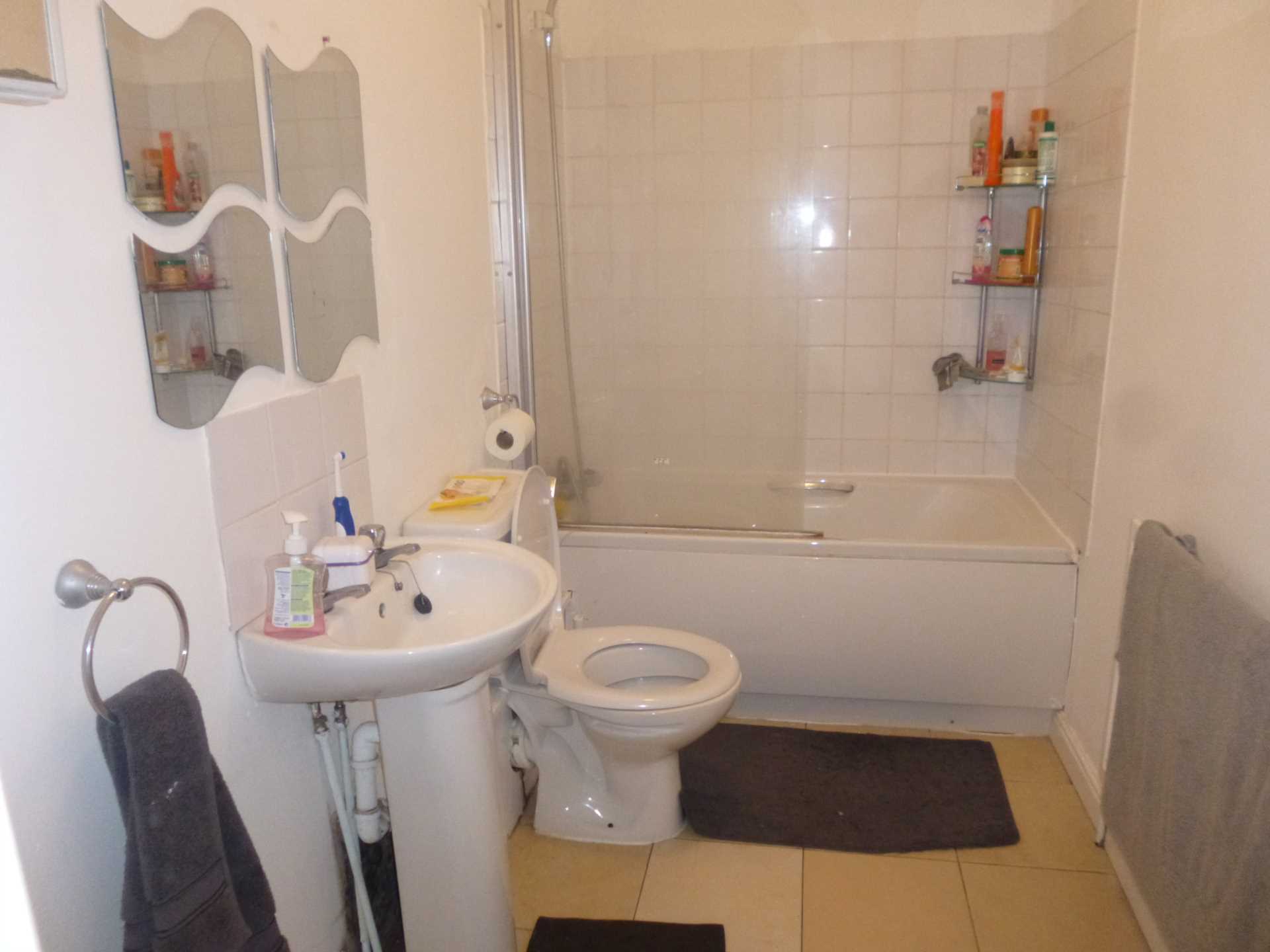 Additional Property Image 4 bedroom End of Terrace to rent in Manchester 8