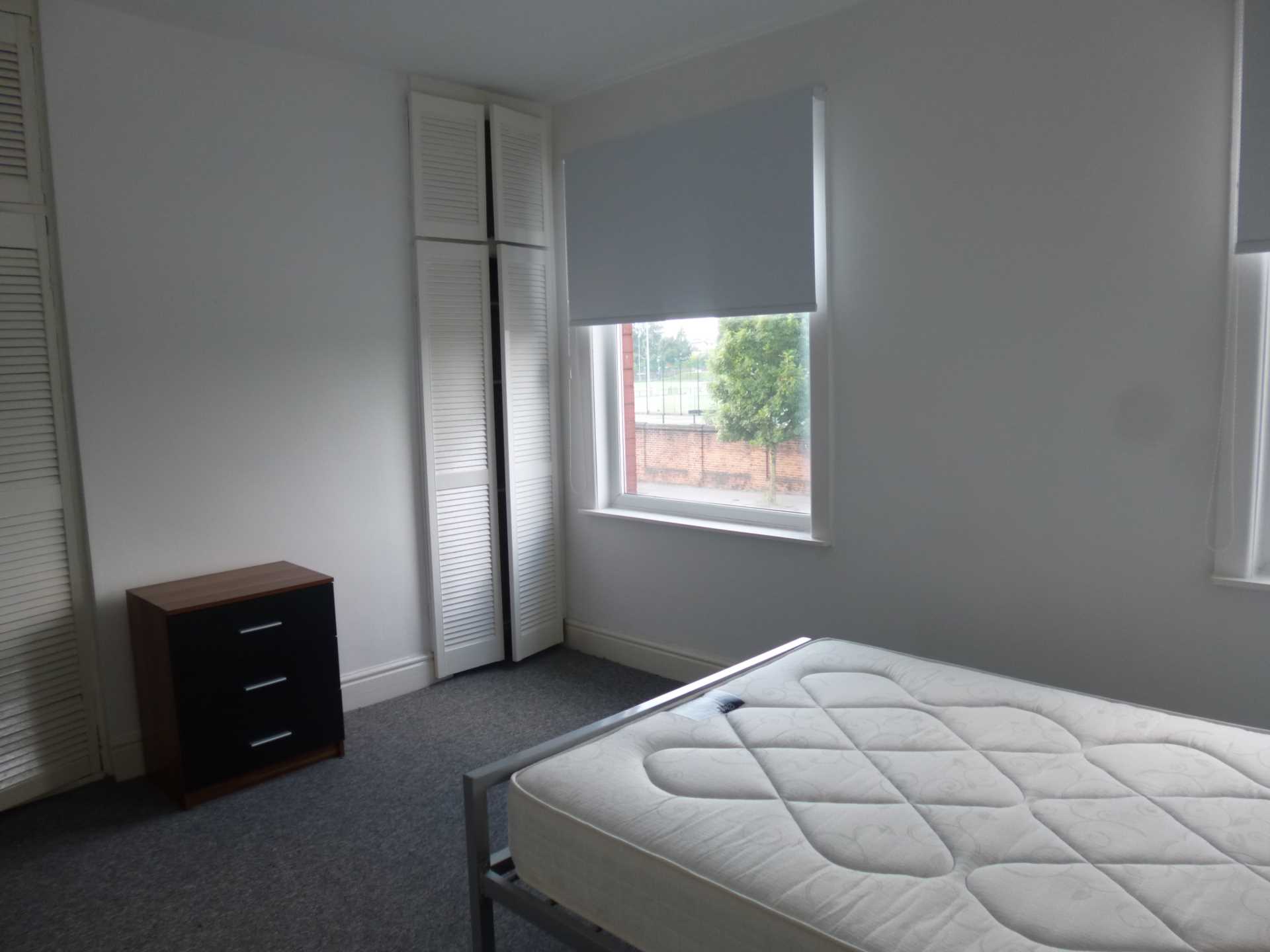 2 bedroom Terraced to rent in Manchester