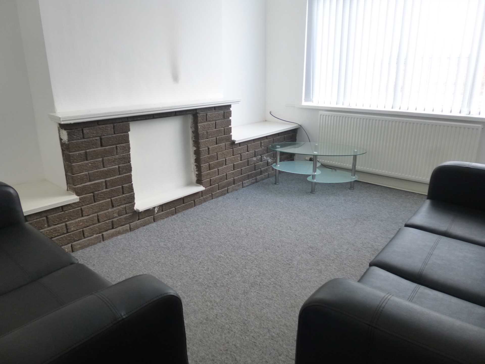 Additional Property Image 2 bedroom Terraced to rent in Manchester 4