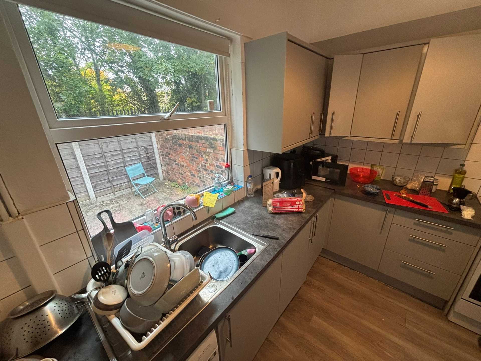 Additional Property Image 4 bedroom End of Terrace to rent in Manchester 14