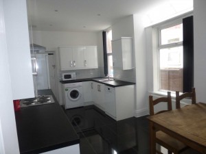 4 bedroom Terraced to rent in Manchester
