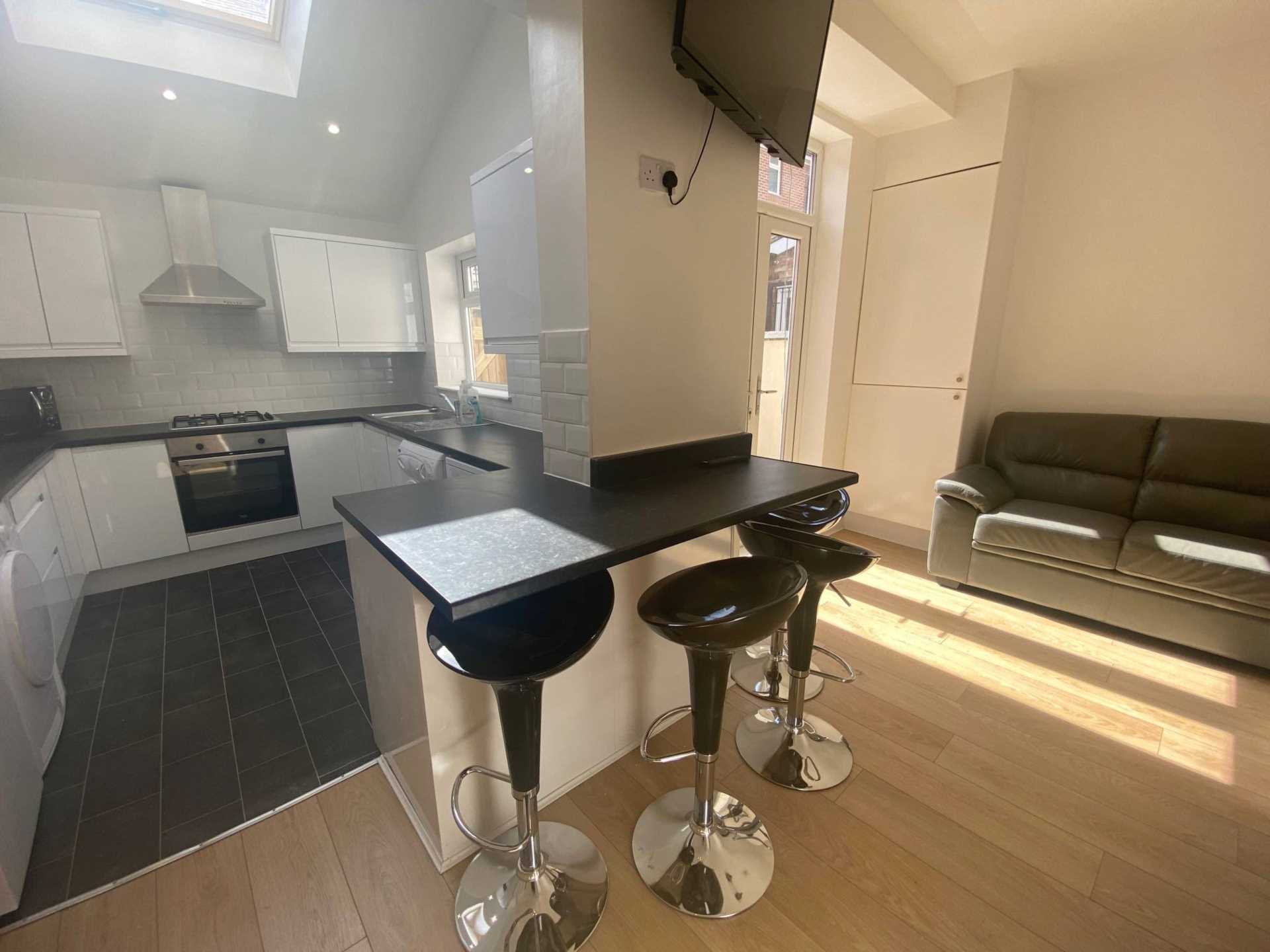 Additional Property Image 5 bedroom Terraced to rent in Manchester 2