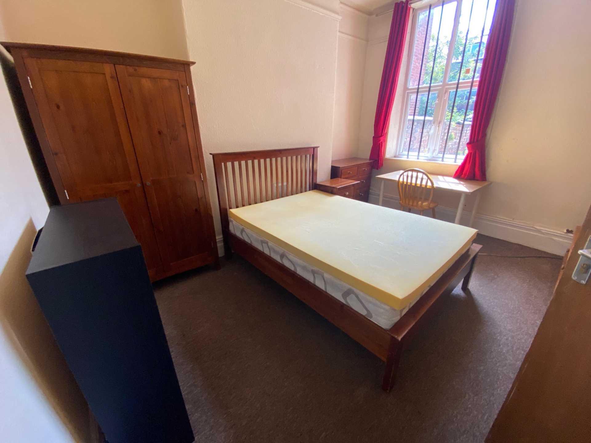 Additional Property Image 7 bedroom Semi Detached to rent in Manchester 7