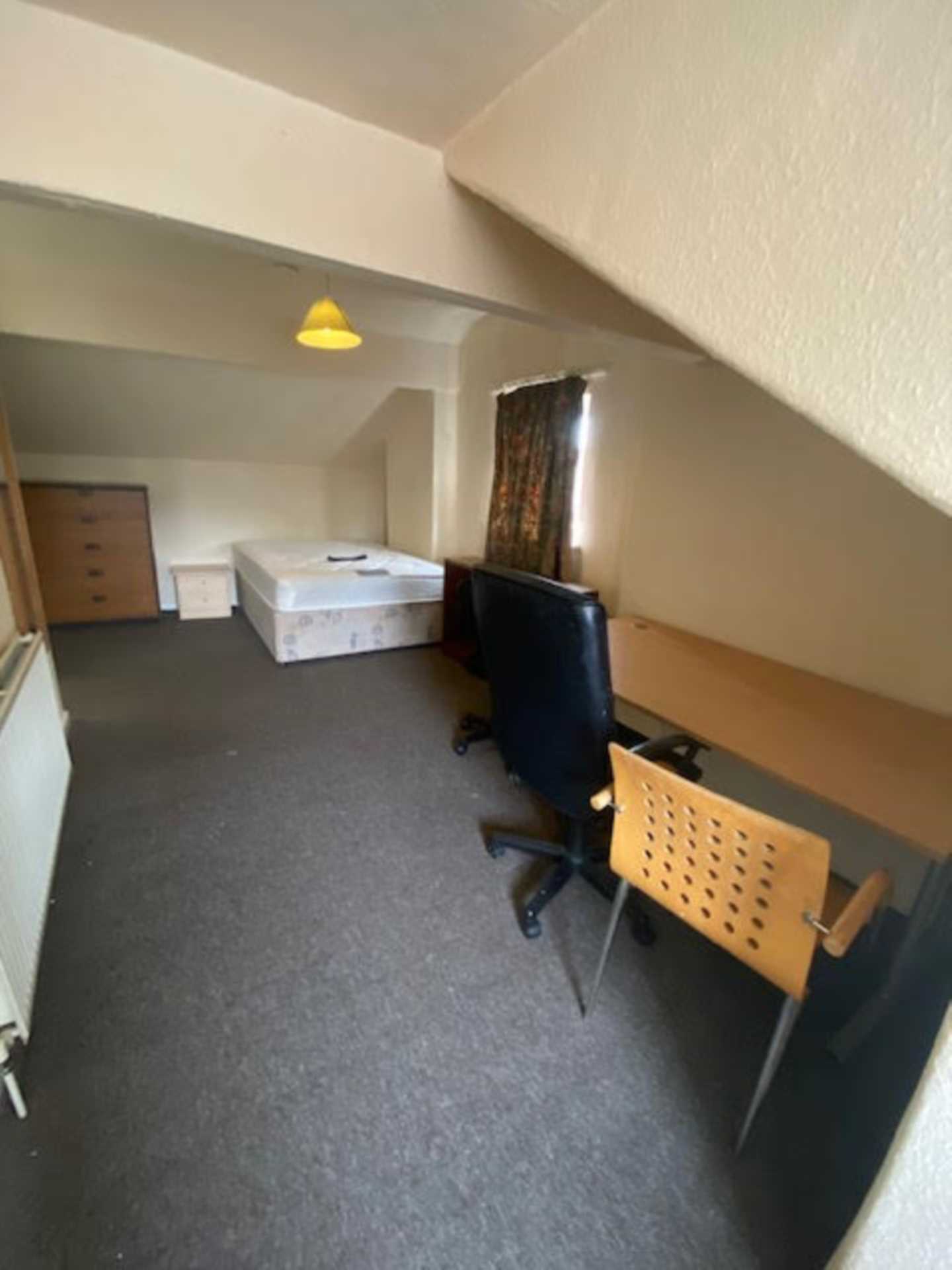 Additional Property Image 7 bedroom Semi Detached to rent in Manchester 4