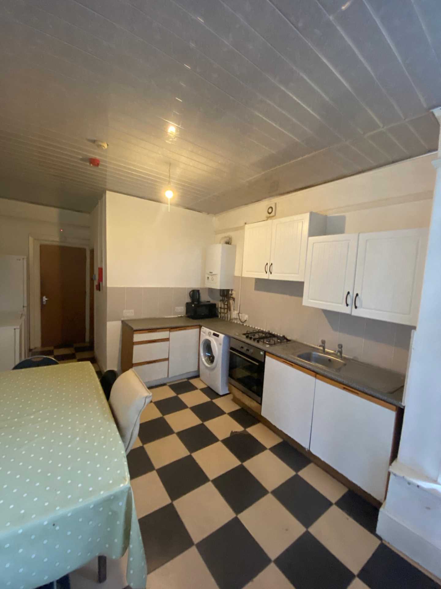 Additional Property Image 7 bedroom Semi Detached to rent in Manchester 2