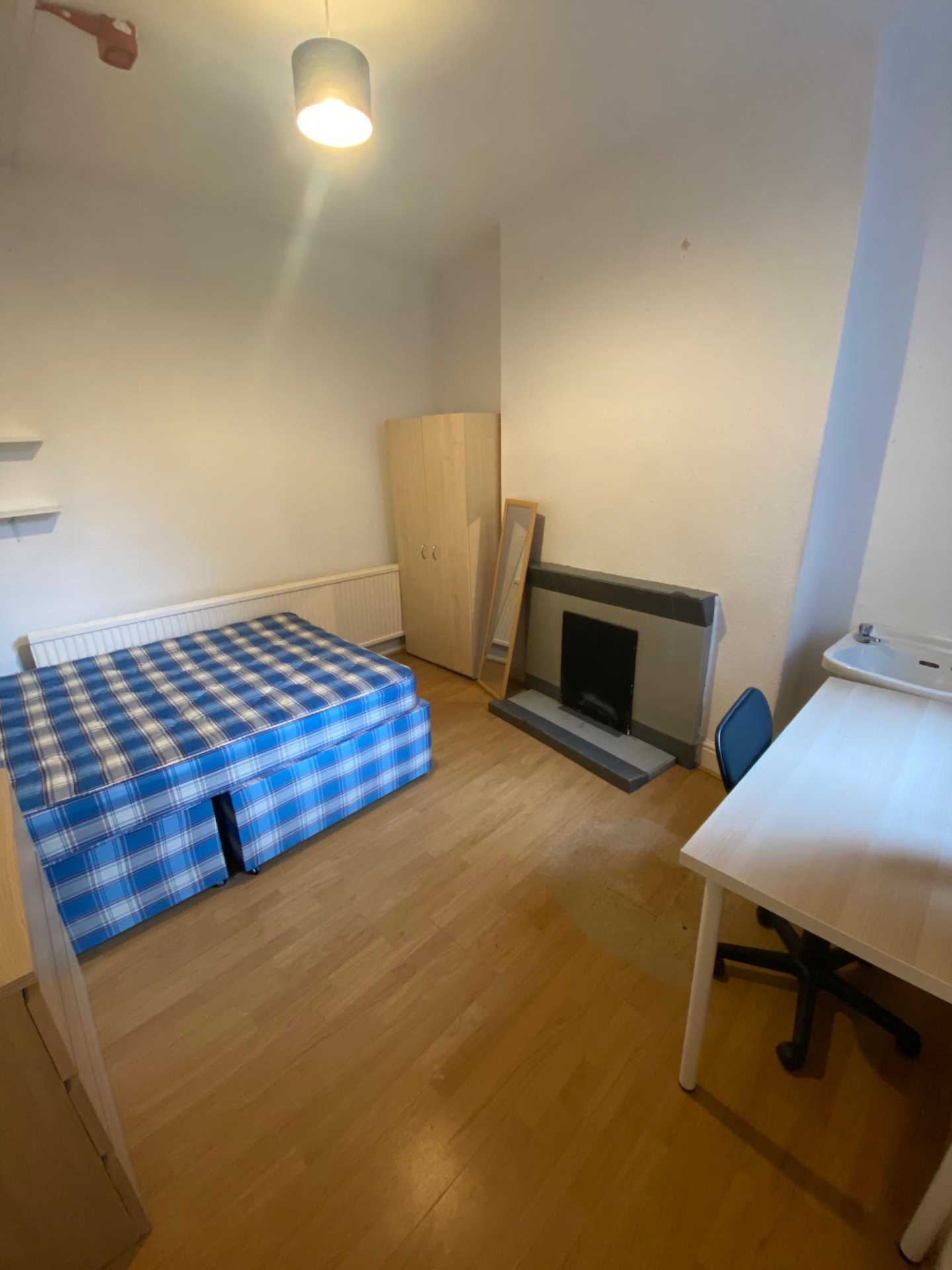 Additional Property Image 7 bedroom Semi Detached to rent in Manchester 7