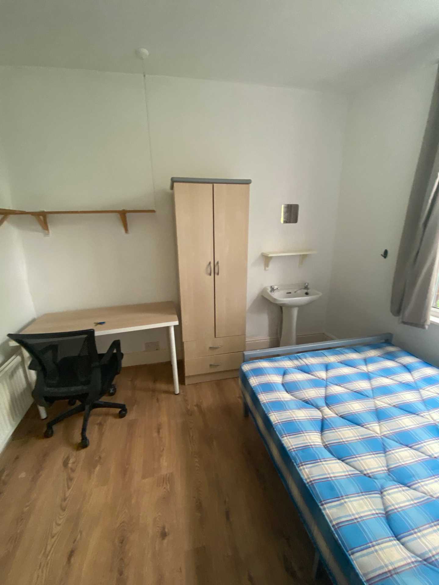 Additional Property Image 7 bedroom Semi Detached to rent in Manchester 10